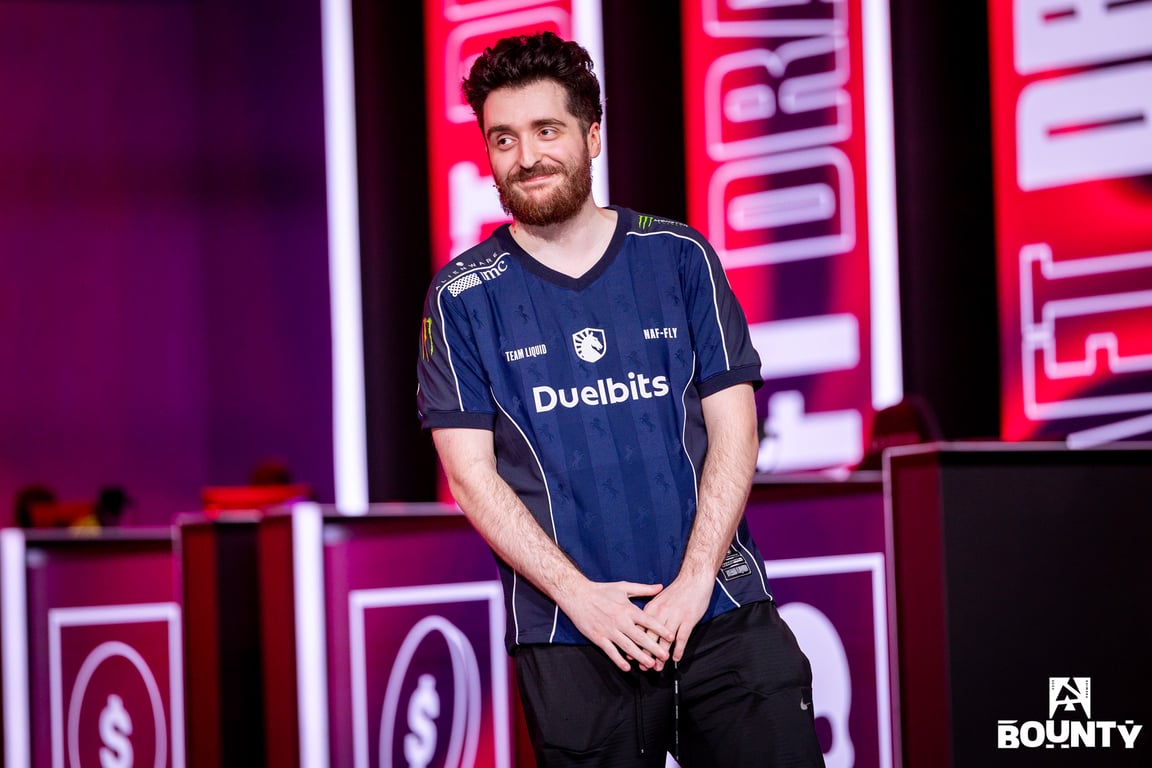 A photo of NAF smiling pre-game on stage